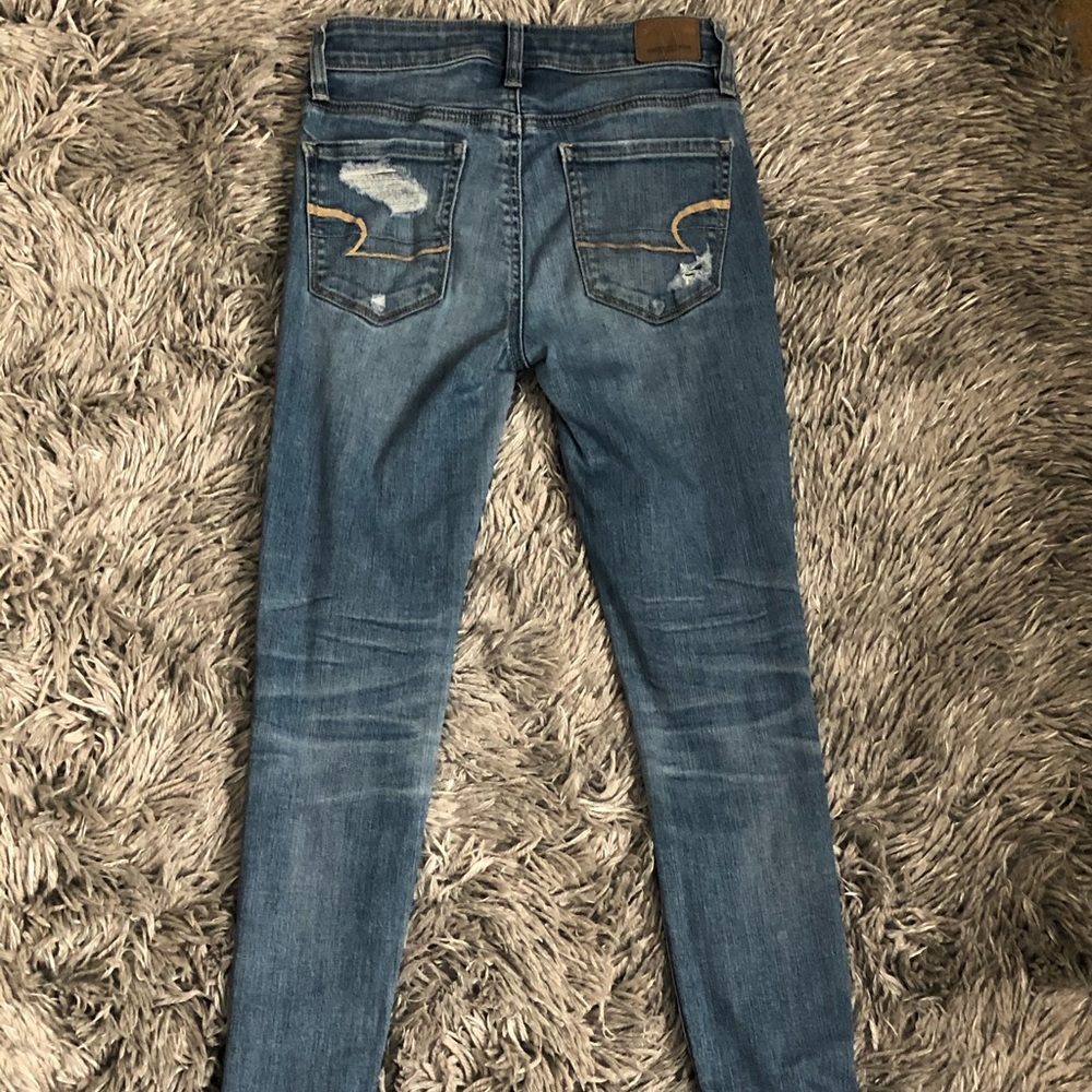 American Eagle High-Waisted Skinny jean - Picture 2 of 3